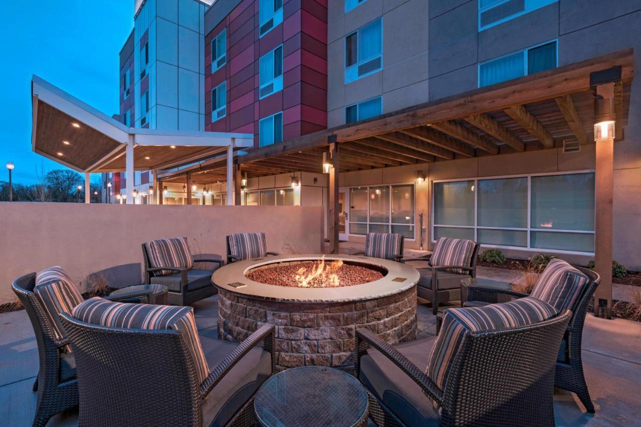 Towneplace Suites By Marriott Tacoma Lakewood Exterior foto